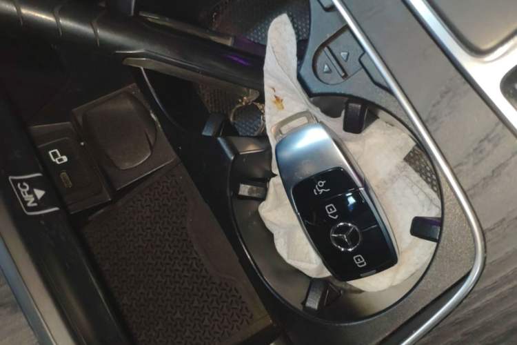 Used Mercedes-Benz E-Class 2023 Restyled E 300 L Sport Luxury Edition Vehicle Key