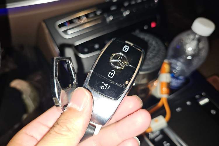Used Mercedes-Benz E-Class 2023 E 300 L Sporty and Stylish Model Vehicle Key