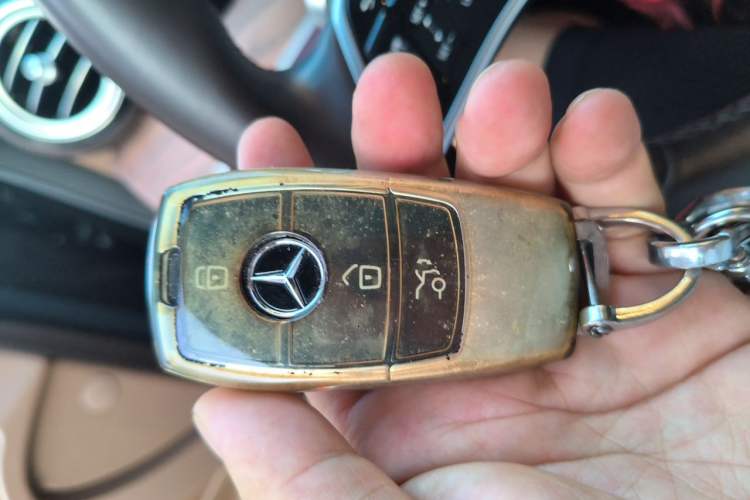 Used Mercedes-Benz E-Class 2023 E 300 L Sporty and Stylish Model Vehicle Key