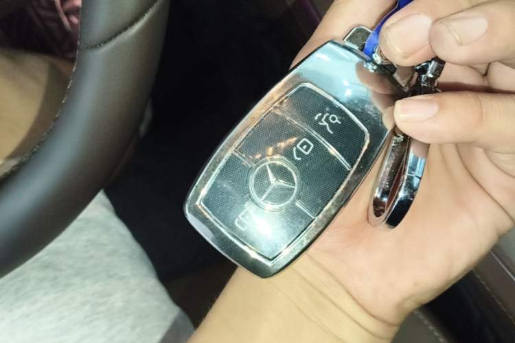 Used Mercedes-Benz E-Class 2023 Updated E 300 L Luxury Edition Vehicle Key
