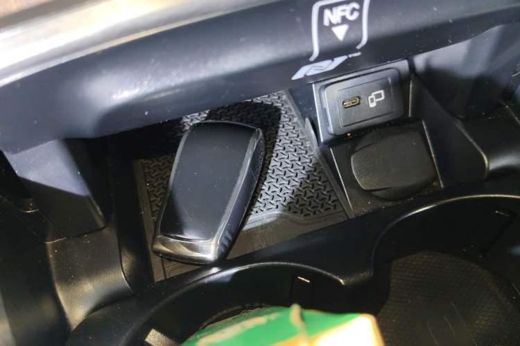 Used Mercedes-Benz E-Class 2023 Updated E 300 L Luxury Edition Vehicle Key
