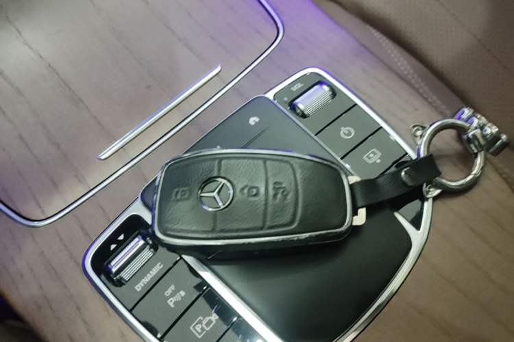 Used Mercedes-Benz E-Class 2023 Updated E 300 L Luxury Edition Vehicle Key