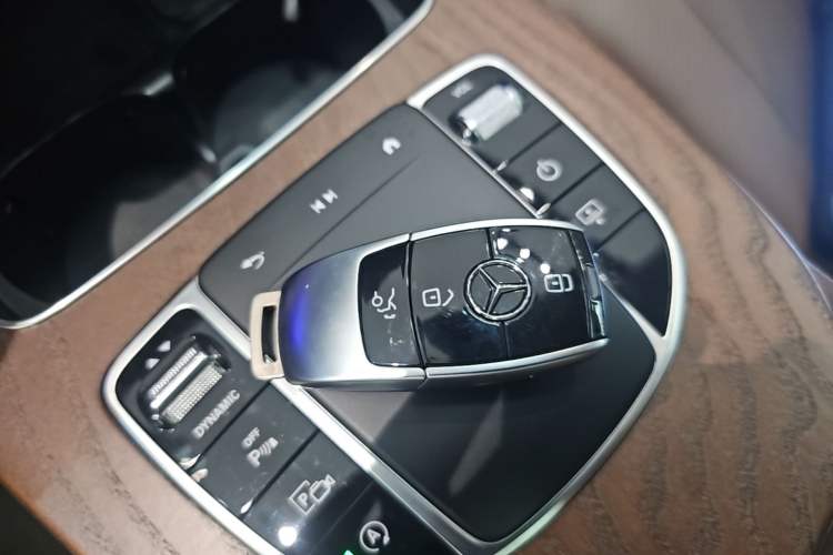 Used Mercedes-Benz E-Class 2023 Updated E 300 L Luxury Edition Vehicle Key