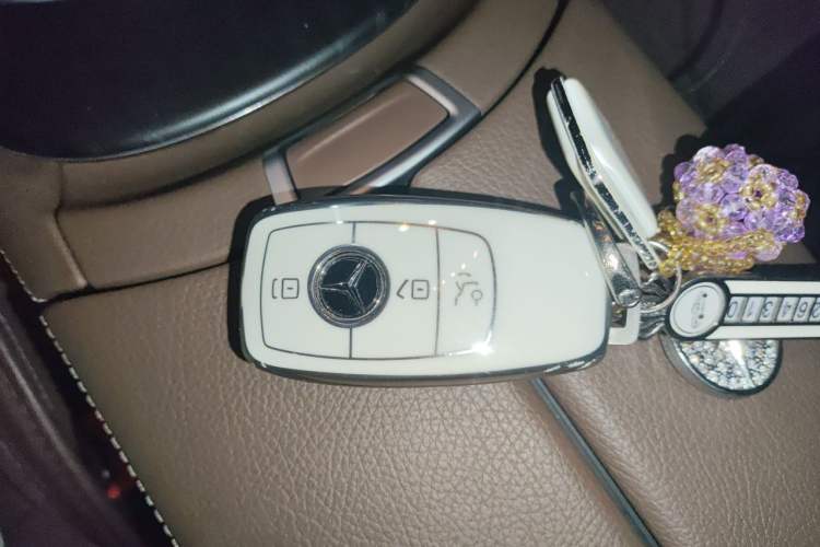 Used Mercedes-Benz E-Class 2023 E 260 L Vehicle Key