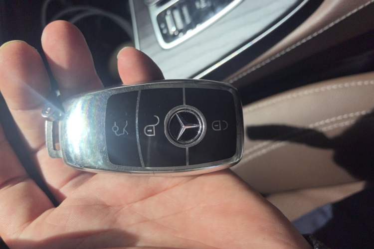 Used Mercedes-Benz E-Class 2023 Updated E 300 L Luxury Edition Vehicle Key