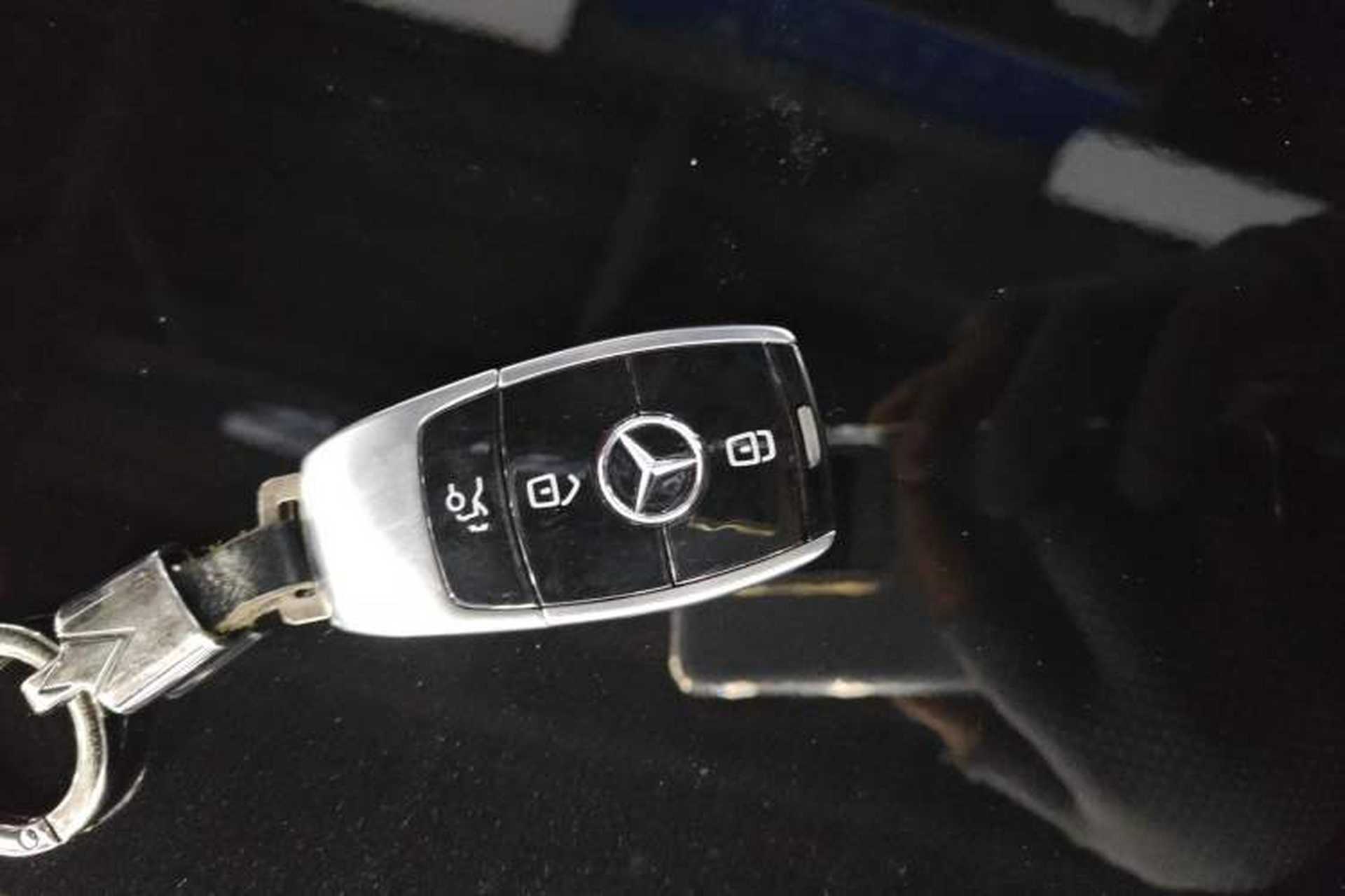 Used Mercedes-Benz E-Class 2023 Updated E 300 L Luxury Edition Vehicle Key