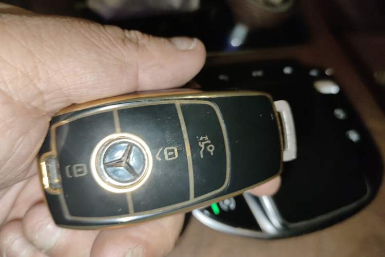 Used Mercedes-Benz E-Class 2023 E 300 L Prestige Edition Vehicle Key