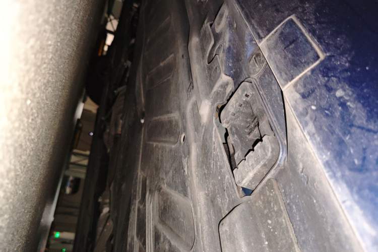 Used Mercedes-Benz E-Class 2023 E 260 Coupe Chassis Rear Left