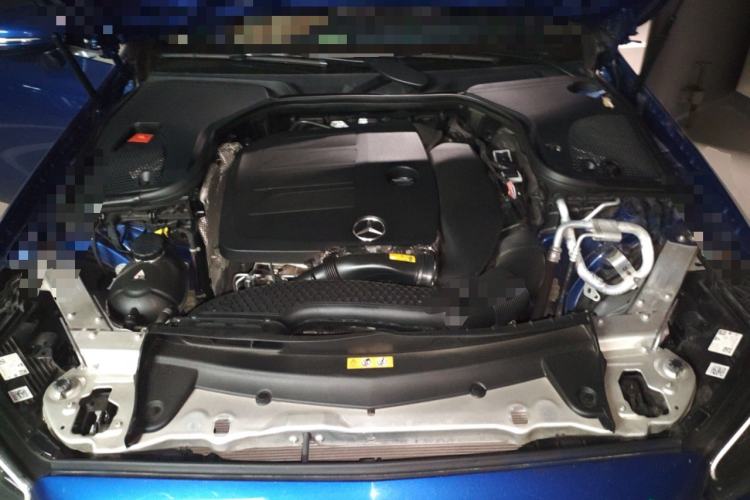 Used Mercedes-Benz E-Class 2023 E 260 Coupe Engine Bay