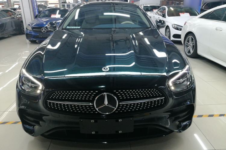 Used Mercedes-Benz E-Class 2023 E 260 Coupe Exterior 1