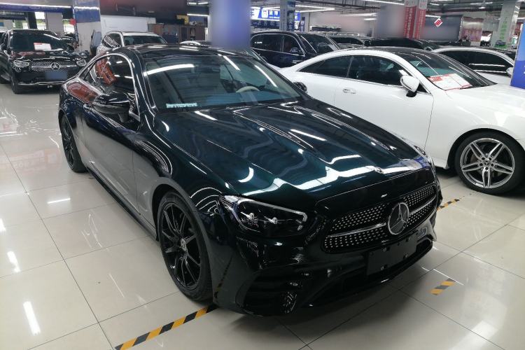Used Mercedes-Benz E-Class 2023 E 260 Coupe Exterior 3