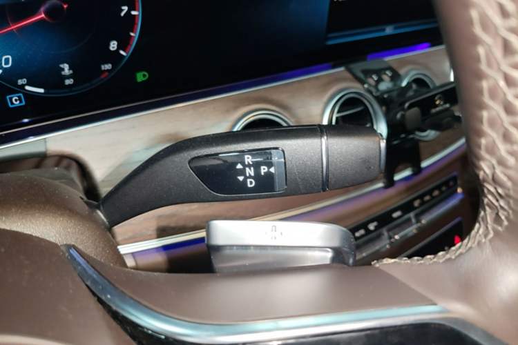 Used Mercedes-Benz E-Class 2023 E 300 L Luxury Model Gear Lever