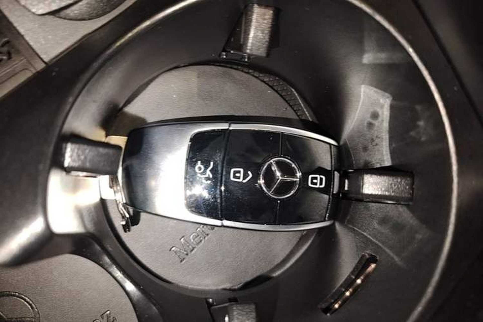 Used Mercedes-Benz E-Class 2023 Restyled E 260 L Sport Edition Interior 1