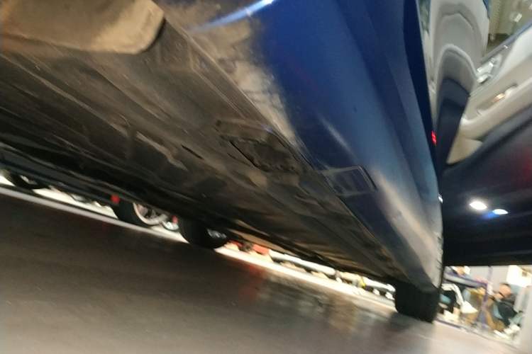 Used Mercedes-Benz E-Class 2023 E 260 Coupe Right Side Sill