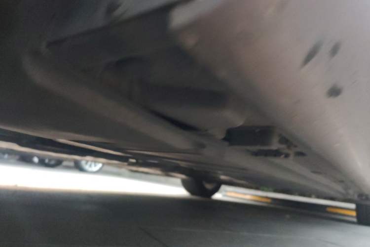 Used Mercedes-Benz E-Class 2023 Updated E 300 L Fashion Edition Chassis Front Left