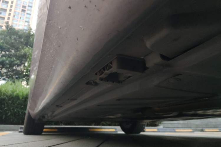 Used Mercedes-Benz E-Class 2023 Updated E 300 L Fashion Edition Chassis Front Right