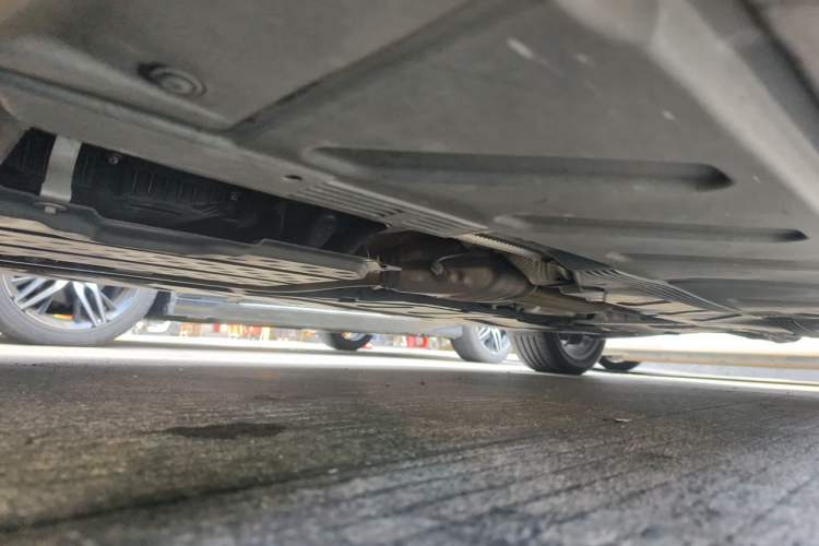 Used Mercedes-Benz E-Class 2023 Facelift E 260 L Chassis Front Left