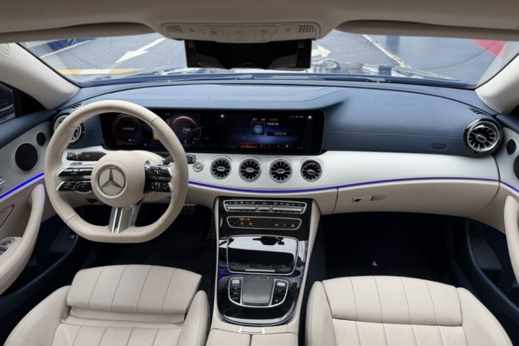 Used Mercedes-Benz E-Class 2023 E 260 Coupe Driver Seat