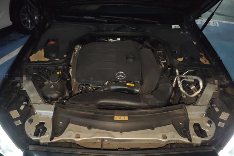 Used Mercedes-Benz E-Class 2023 E 300 Coupe Engine Bay