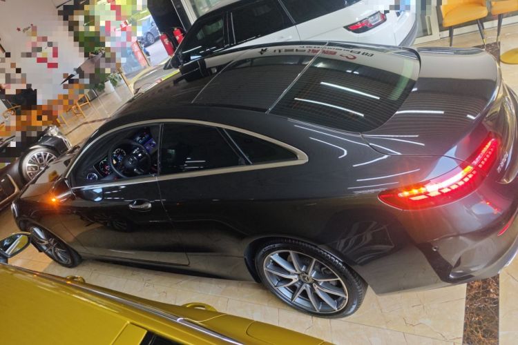 Used Mercedes-Benz E-Class 2023-Year Restyled E 260 Coupe Exterior 3
