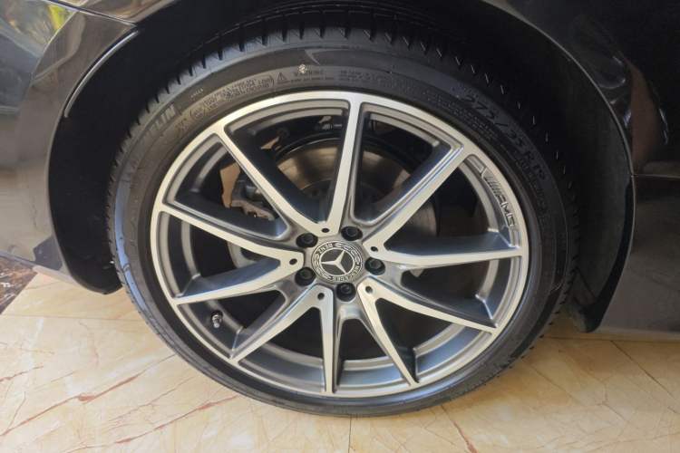 Used Mercedes-Benz E-Class 2023-Year Restyled E 260 Coupe Exterior 8