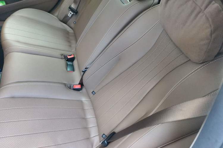 Used Mercedes-Benz E-Class 2023 Facelift E 260 L Left Rear Seat