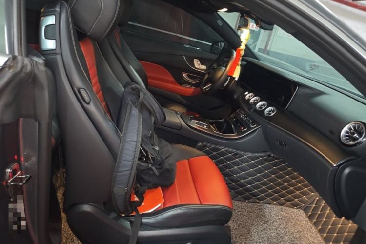 Used Mercedes-Benz E-Class 2023 E 260 Coupe Right Front Seat