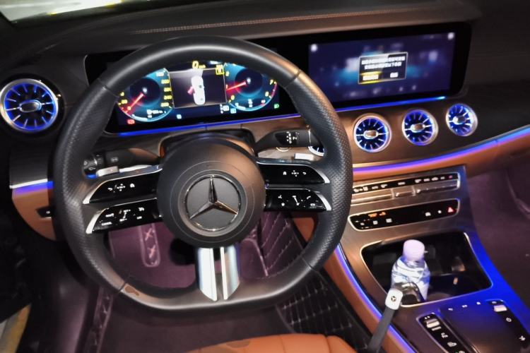 Used Mercedes-Benz E-Class 2023 E 300 Coupe Steering Wheel