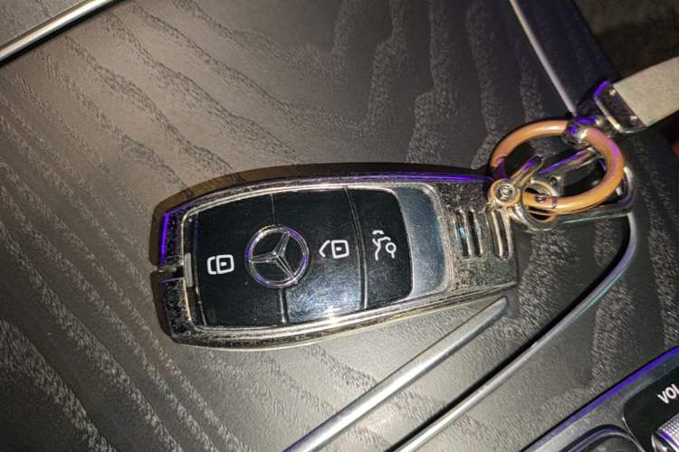 Used Mercedes-Benz E-Class 2023 E 260 Coupe Vehicle Key