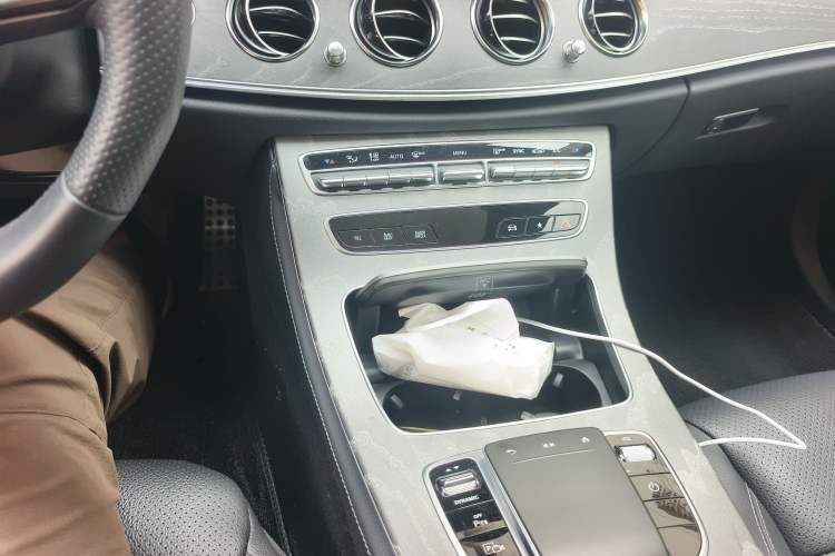 Used Mercedes-Benz E-Class 2023 Restyled E 300 L Sporty and Stylish Edition Audio And AC Panel
