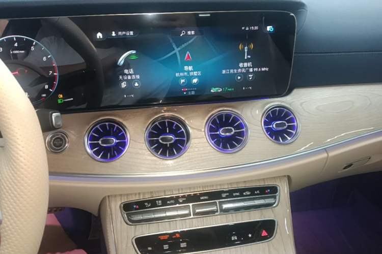 Used Mercedes-Benz E-Class 2023 E 260 Coupe Audio And AC Panel