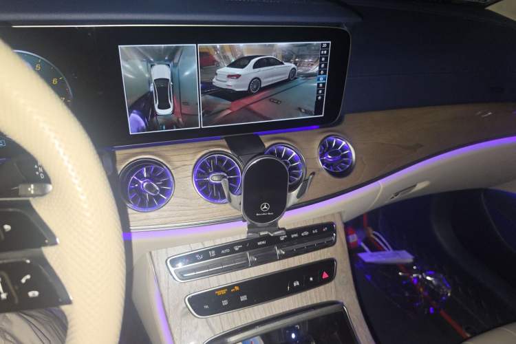 Used Mercedes-Benz E-Class 2023 E 260 Coupe Audio And AC Panel