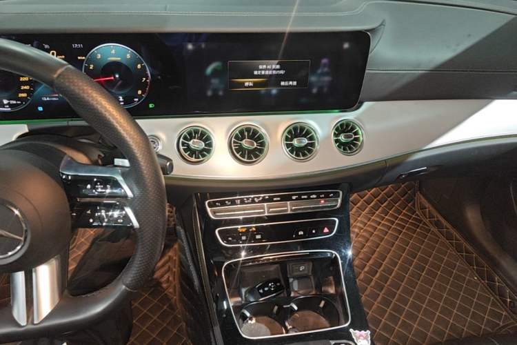 Used Mercedes-Benz E-Class 2023 E 260 Coupe Audio And AC Panel