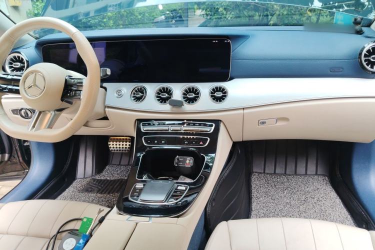Used Mercedes-Benz E-Class 2023-Year Restyled E 260 Coupe Center Console