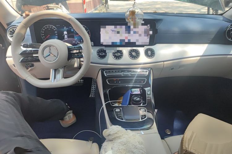Used Mercedes-Benz E-Class 2023-Year Restyled E 260 Coupe Center Console