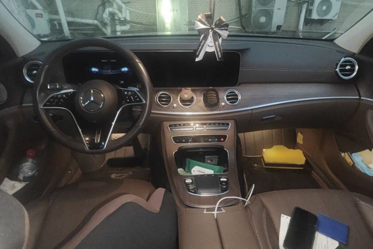 Used Mercedes-Benz E-Class 2023 E 300 L Luxury Model Center Console