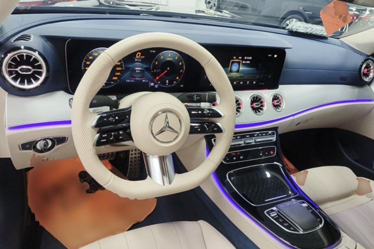 Used Mercedes-Benz E-Class 2023-Year Restyled E 260 Coupe Center Console