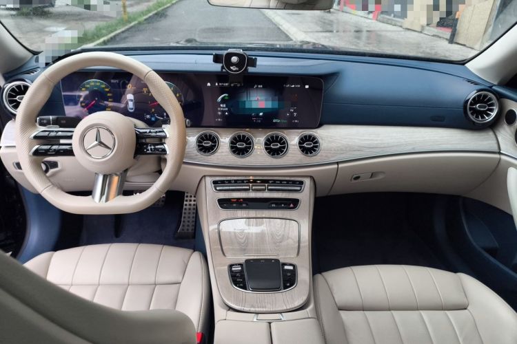 Used Mercedes-Benz E-Class 2023-Year Restyled E 260 Coupe Center Console