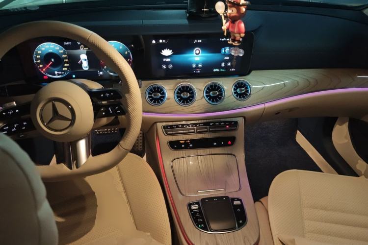 Used Mercedes-Benz E-Class 2023-Year Restyled E 260 Coupe Center Console