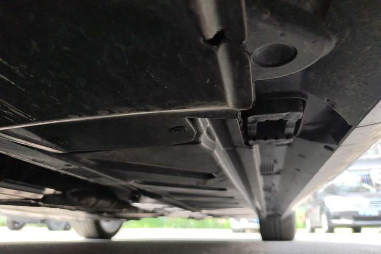 Used Mercedes-Benz E-Class 2023-Year Restyled E 260 Coupe Chassis Front Left
