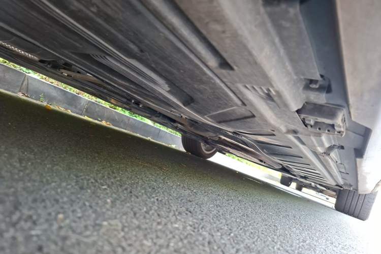 Used Mercedes-Benz E-Class 2023 E 300 L Sport Luxury Edition Chassis Rear Right