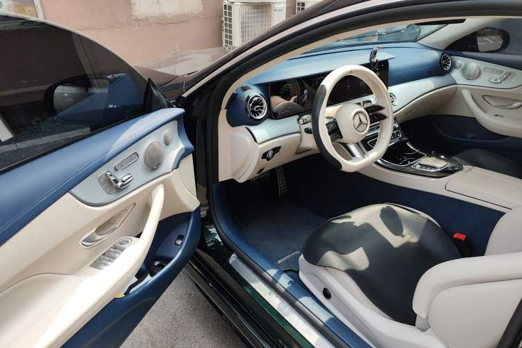 Used Mercedes-Benz E-Class 2023-Year Restyled E 260 Coupe Driver Seat