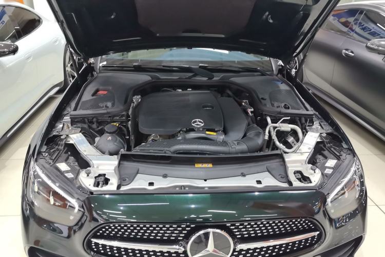 Used Mercedes-Benz E-Class 2023 E 260 Convertible Coupe Engine Bay