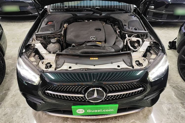 Used Mercedes-Benz E-Class 2023 E 260 Coupe Engine Bay