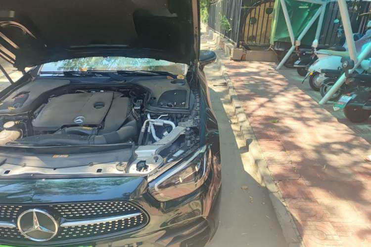Used Mercedes-Benz E-Class 2023-Year Restyled E 260 Coupe Engine Bay Left
