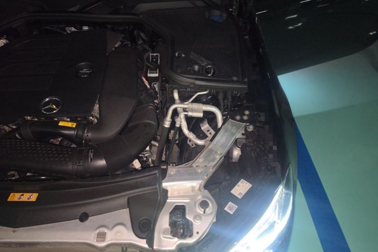 Used Mercedes-Benz E-Class 2023 E 260 Coupe Engine Bay Left