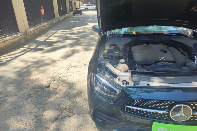 Used Mercedes-Benz E-Class 2023-Year Restyled E 260 Coupe Engine Bay Right