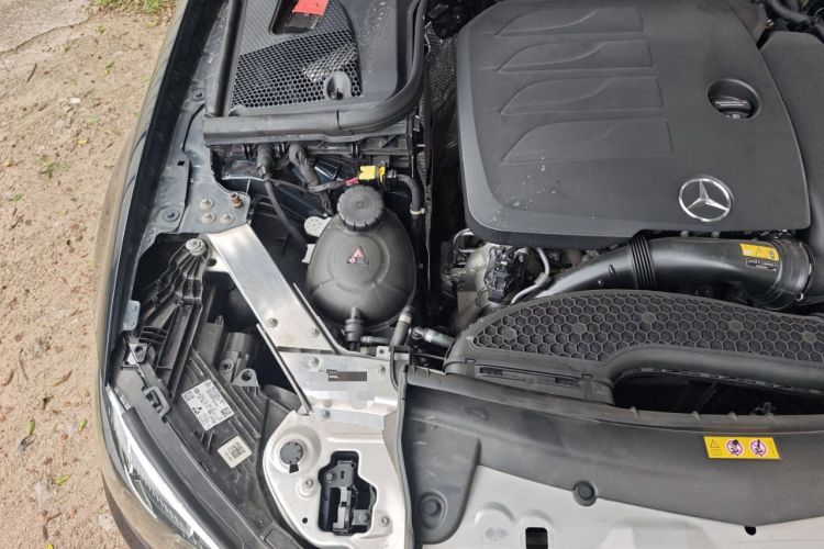 Used Mercedes-Benz E-Class 2023 Facelift E 260 L Engine Bay Right