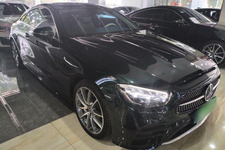 Used Mercedes-Benz E-Class 2023 E 260 Coupe Exterior 1