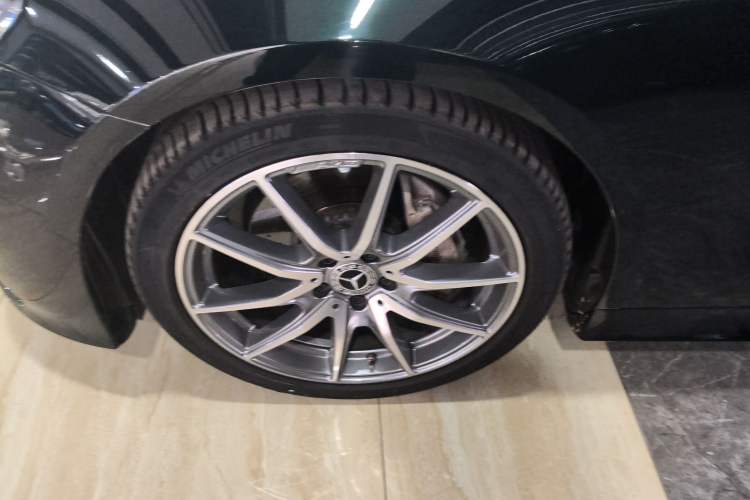 Used Mercedes-Benz E-Class 2023 E 260 Coupe Exterior 4
